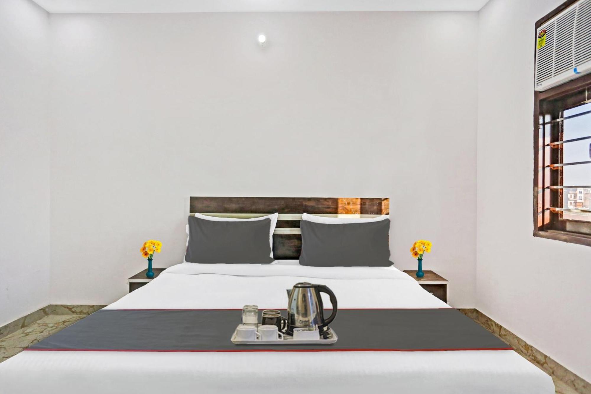 Collection O The Royal Fern Hotel Farrukhnagar Exterior photo